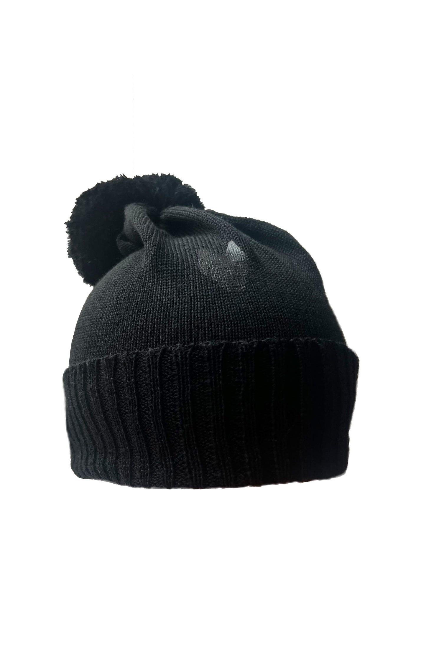 Beanie One Wolf pom pom